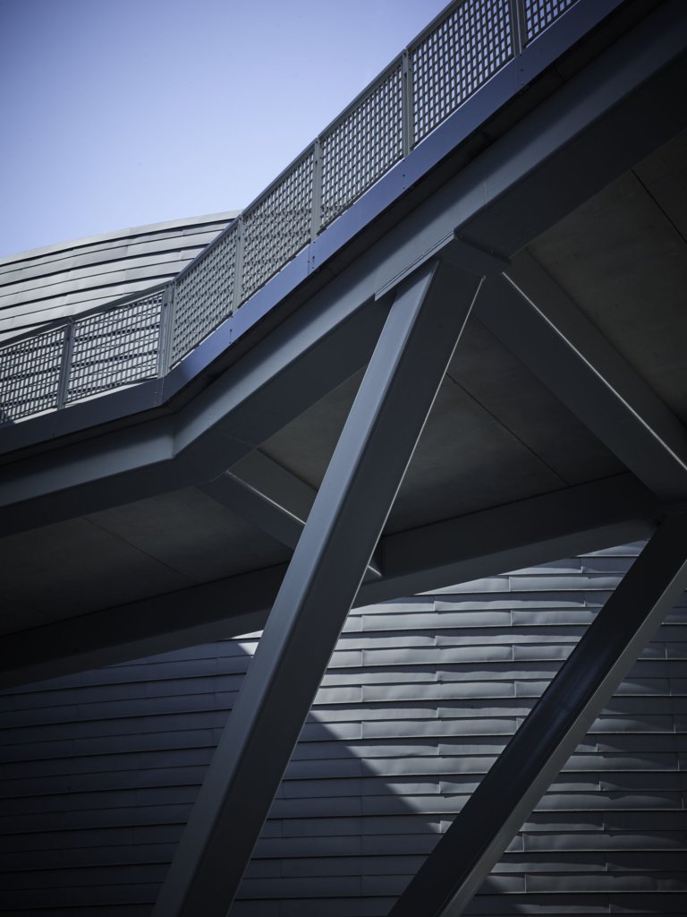 Architectural features of a iron walkway modern