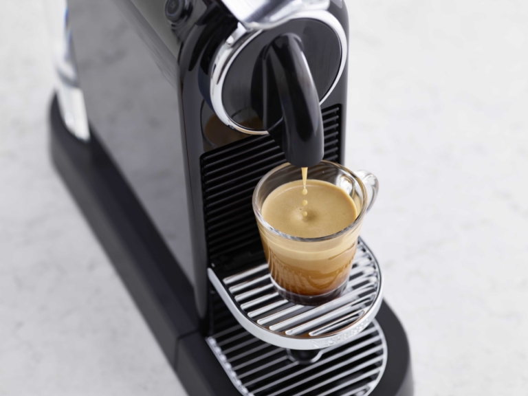 Liquor Photography Alcohol Photography Tabletop Photography Commercial Photography Social Media Photography Brand Photographer Alcohol Photographer Liquor Photographer Cocktail Photography Photography ideas Visual Photographer Splash Photography Drink Photography Drink Photographer Splash photographer Cocktail Photography